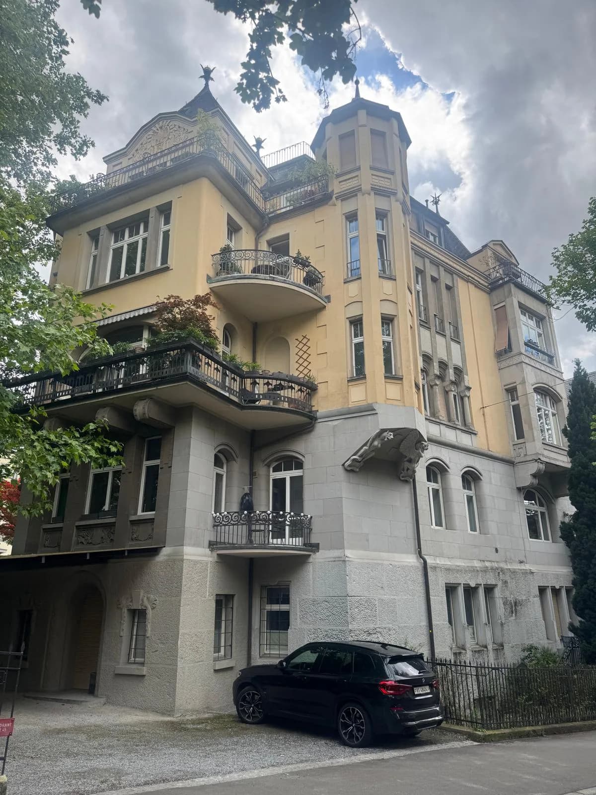 Planung und Sanierung eines Mehrfamilienhauses in Zürich – 89m2 Group Projektbild 3